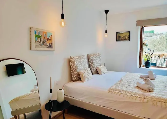 Le Rendez Vous - 4 Etoiles - Parking Gratuit Carcassonne